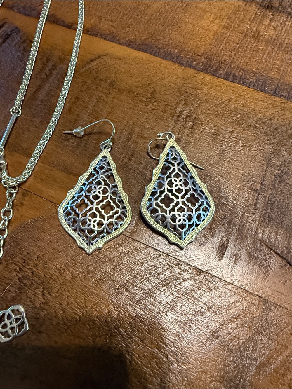 Kendra Scott Gold/Silver Filigree Teardrop Necklace and Earrings Set - Picture 3 of 3